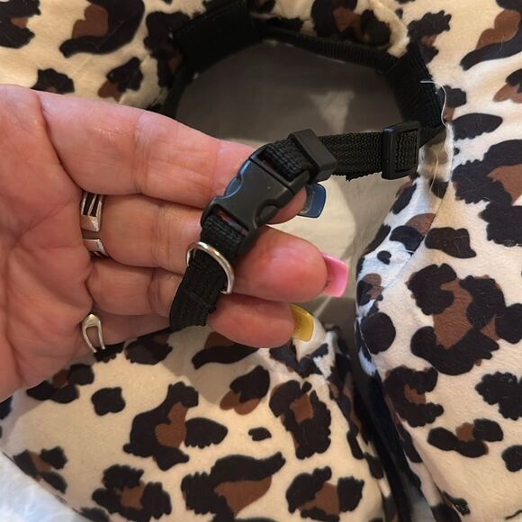 Pet Recovery Collar Cheetah Print Adjustable Comfurt Collar - Picture 5 of 7